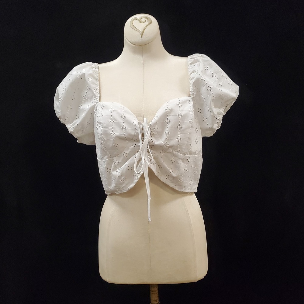 Divided‎ Womens Babydoll Coquette Cottagecore Crop Top Size M Eyelet Puff Sleeve